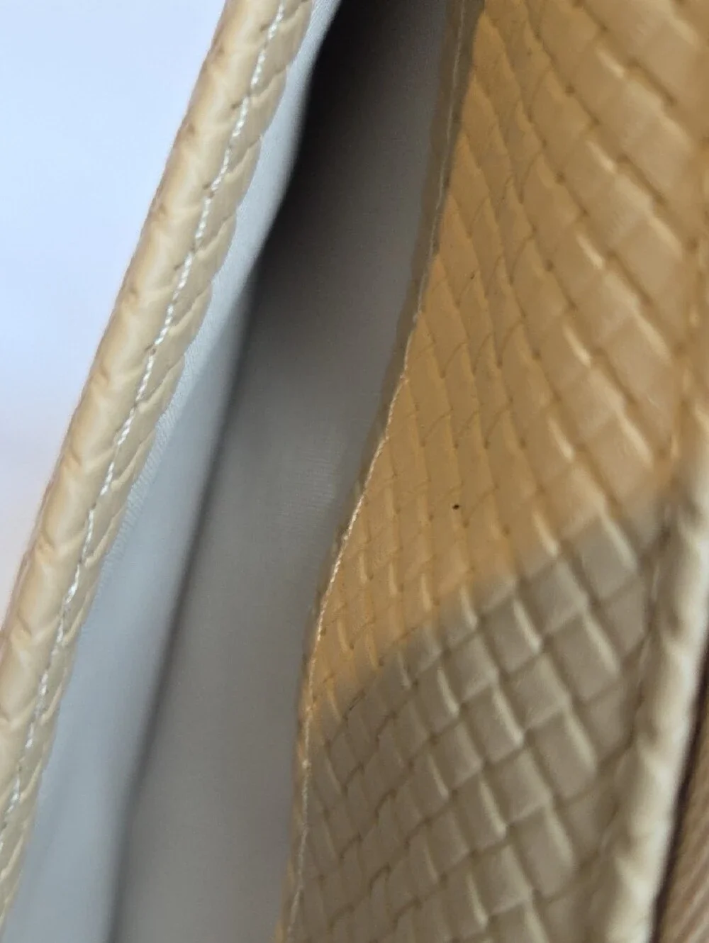 Safe Keeper Beige Textured Woven Zip Around Wristlet Wallet.